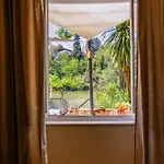 O Berges De Bed & Breakfast 3*
